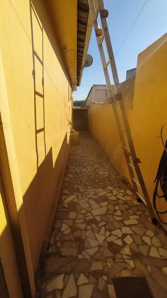 Casa, Nacional, 4 Quartos, 2 Vagas, 1 Suíte