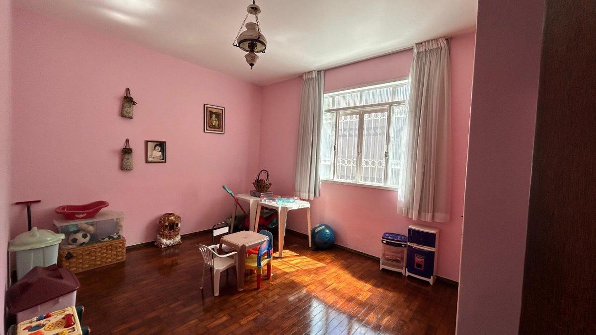 Casa, São Luiz (pampulha), 5 Quartos, 10 Vagas, 3 Suítes