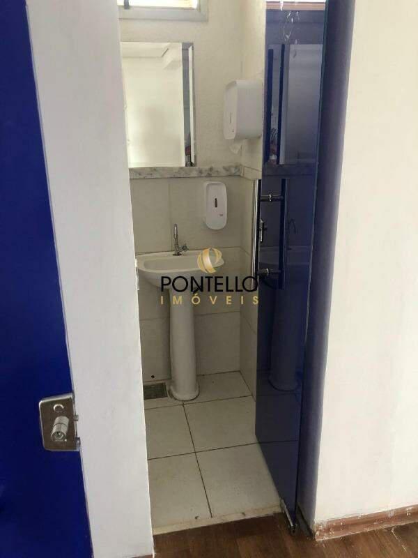 Sala, Estoril, 0 Quarto, 6 Vagas