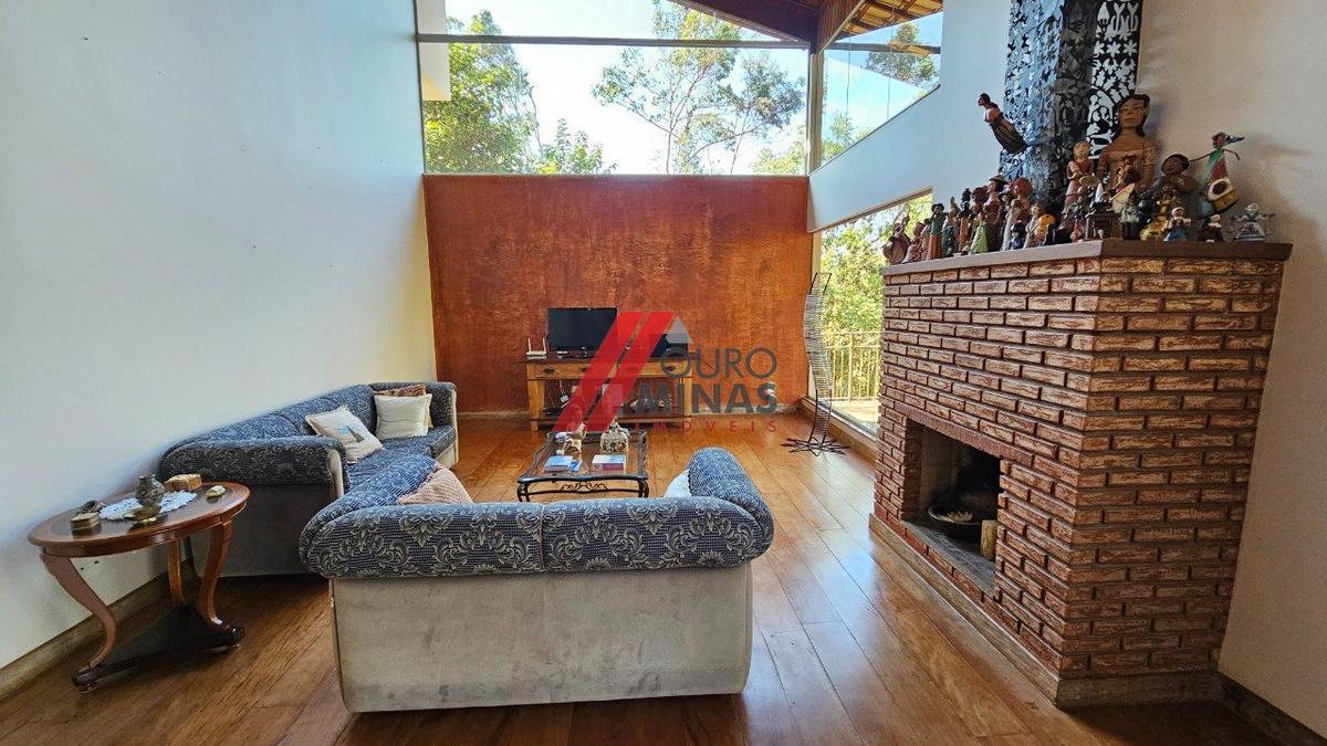 Casa em Condomínio, Jardins de Petrópolis, 4 Quartos, 3 Vagas, 2 Suítes