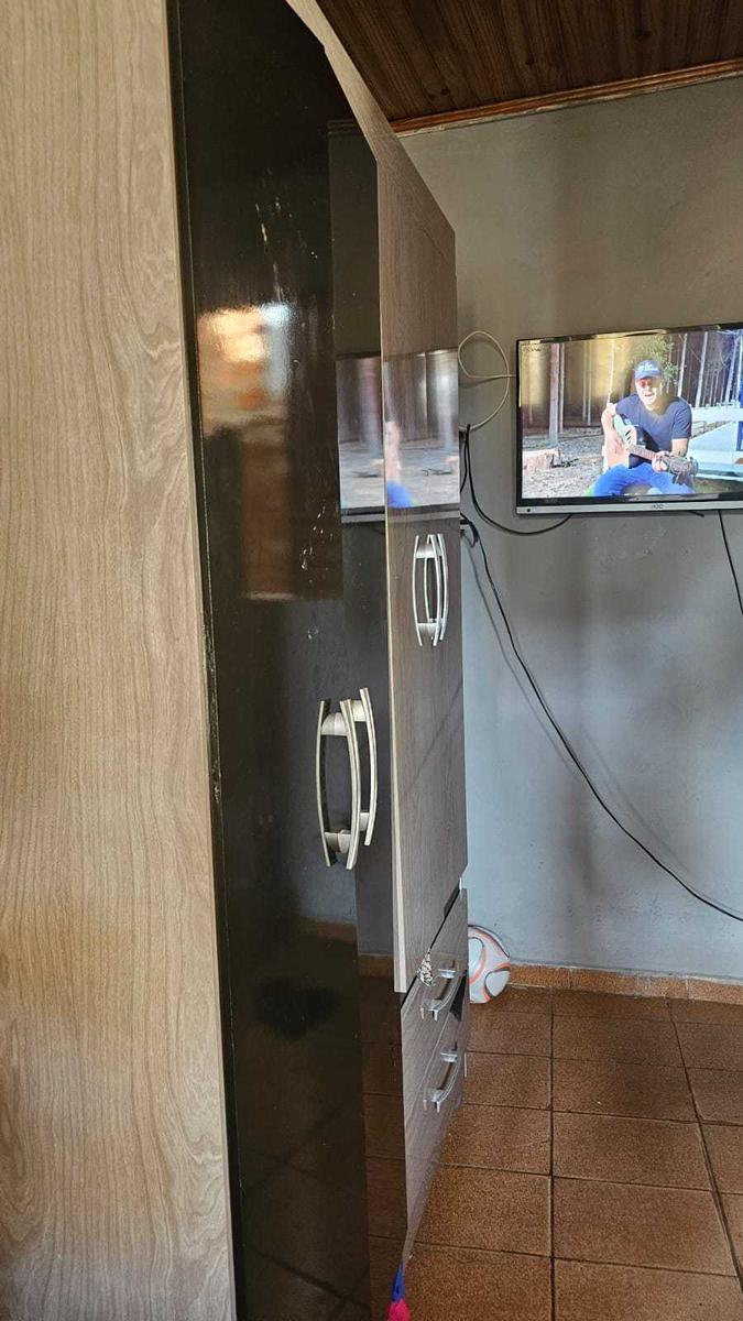 Casa, Horto, 2 Quartos, 0 Vaga