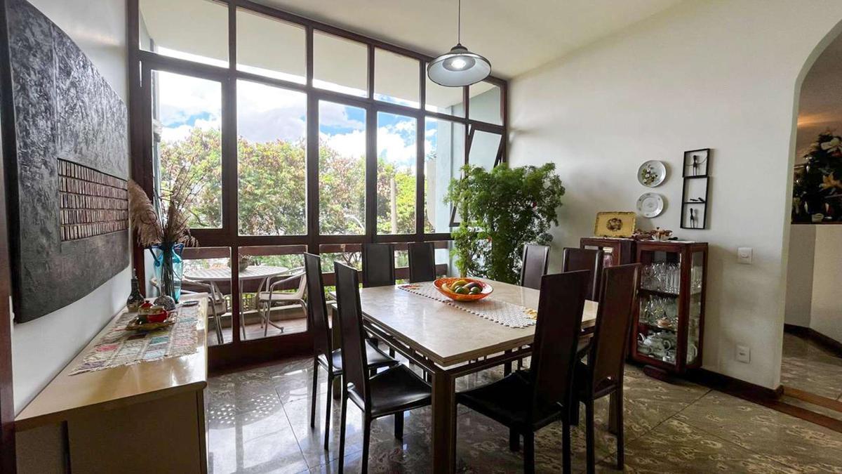 Casa, São Lucas, 4 Quartos, 4 Vagas, 3 Suítes