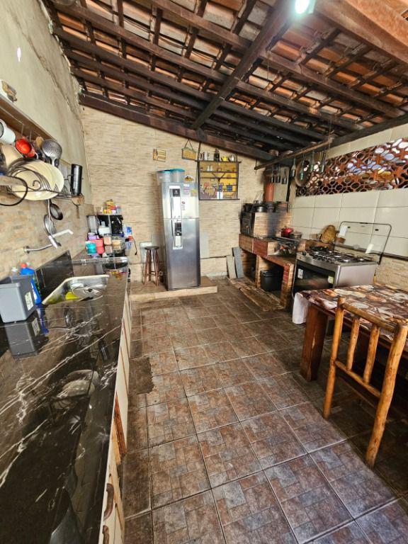 Casa, Esplanada, 3 Quartos, 5 Vagas, 1 Suíte