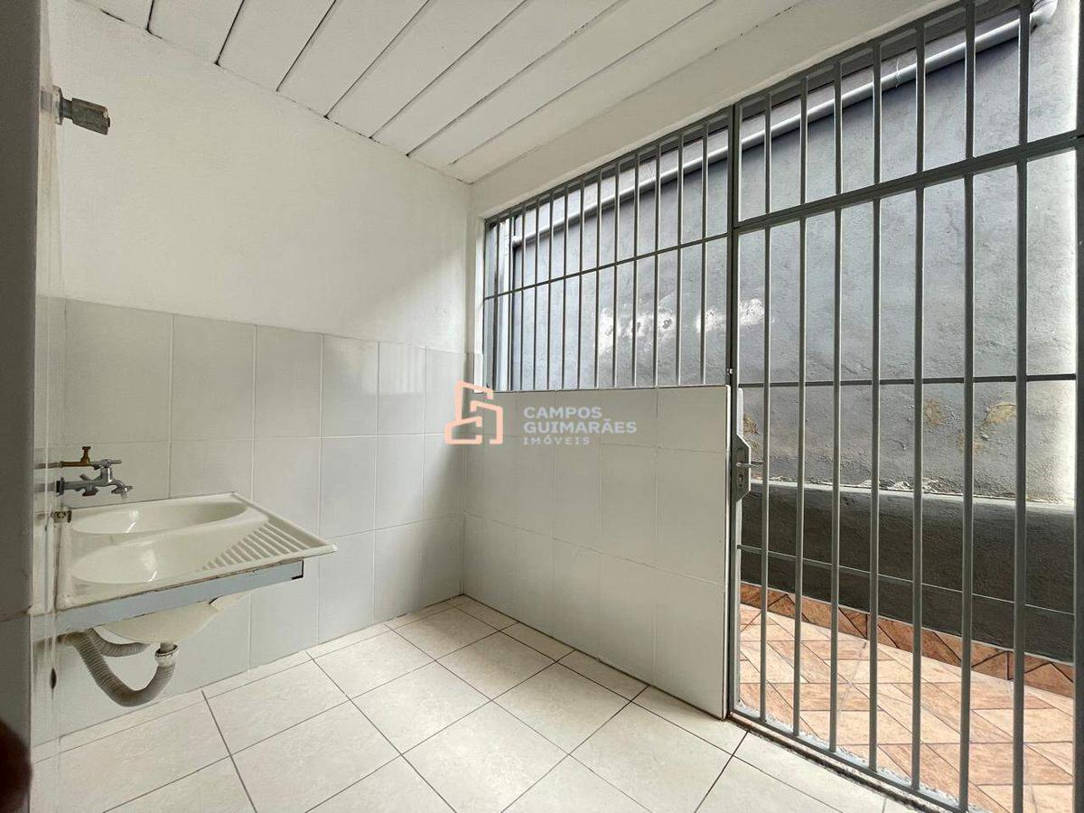 Casa, Ressaca, 2 Quartos, 1 Vaga
