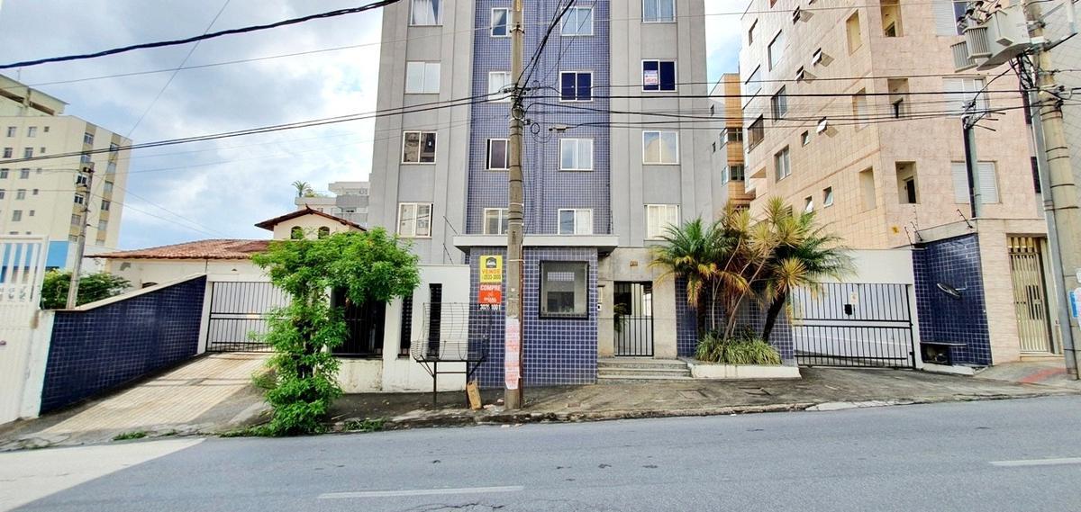 Apartamento, Sagrada Família, 3 Quartos, 1 Vaga, 1 Suíte
