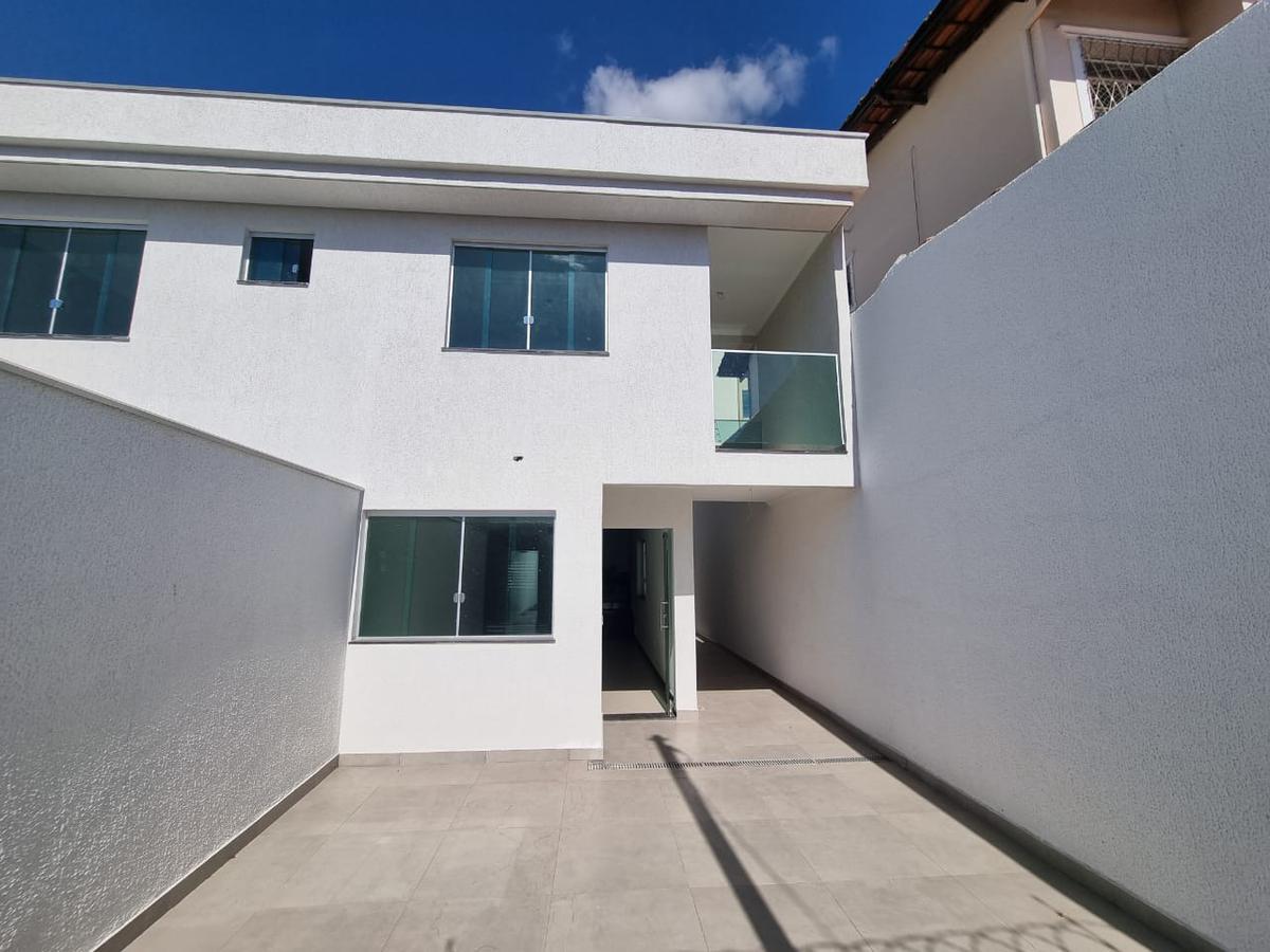 Casa, Planalto, 3 Quartos, 2 Vagas, 1 Suíte