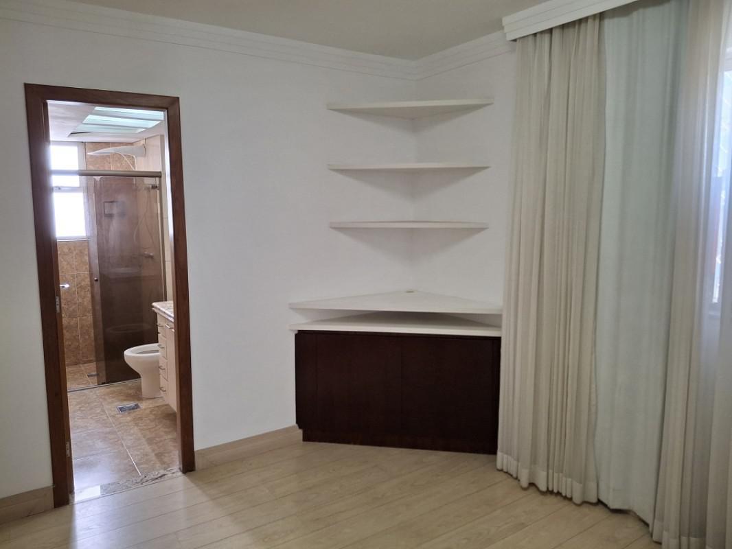 Apartamento, Estoril, 3 Quartos, 2 Vagas, 1 Suíte