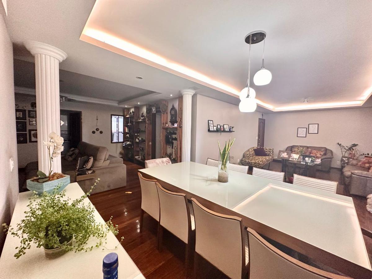 Apartamento, Funcionários, 4 Quartos, 2 Vagas, 1 Suíte