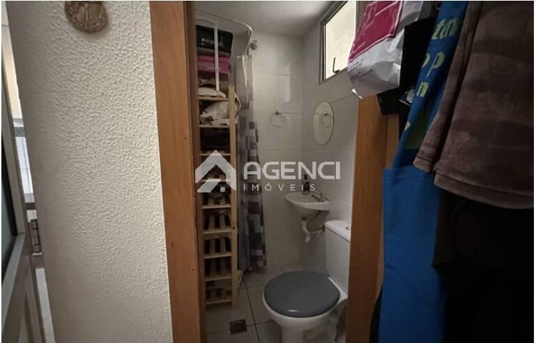 Apartamento, Sagrada Família, 3 Quartos, 0 Vaga, 1 Suíte