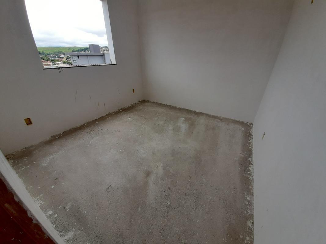 Cobertura, Coqueiros, 2 Quartos, 1 Vaga, 1 Suíte