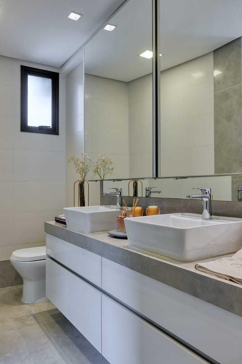 Apartamento, Funcionários, 3 Quartos