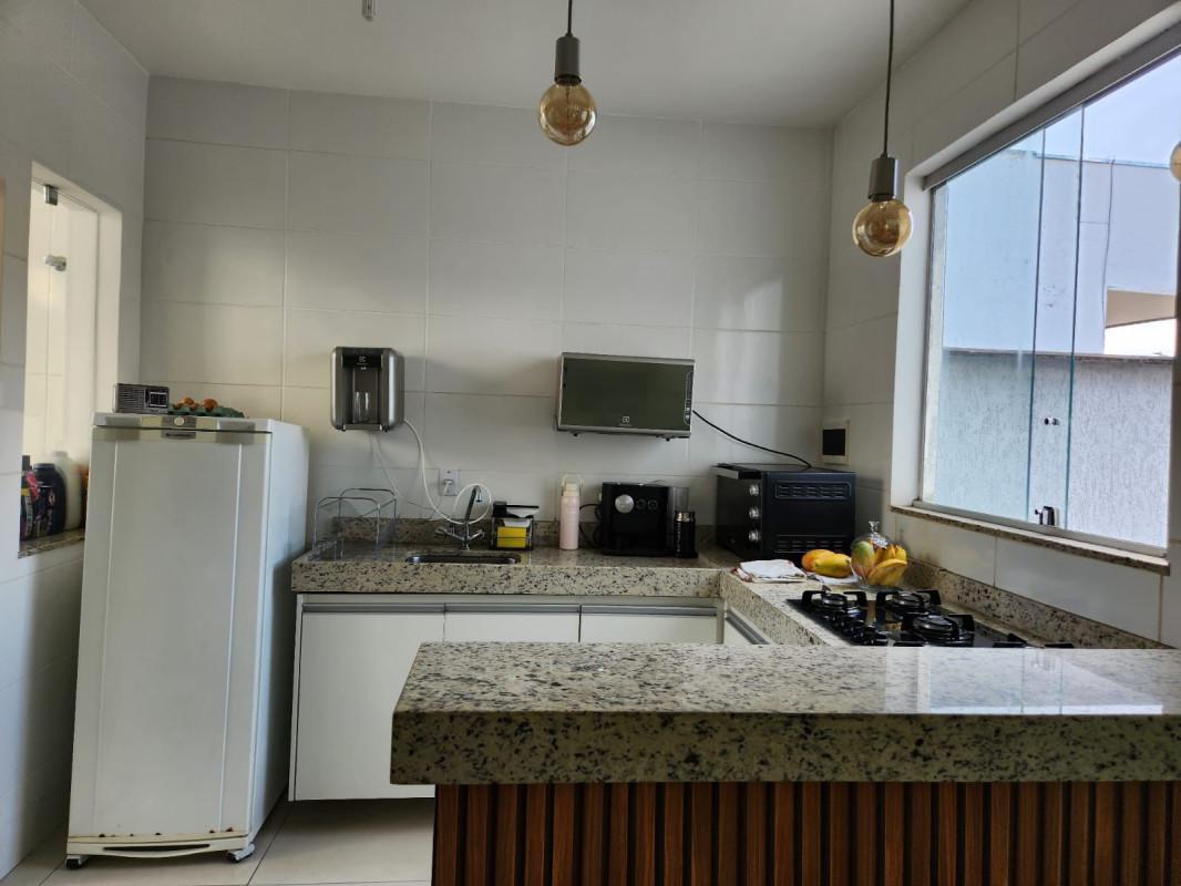 Casa, Vale das Orquídeas, 2 Quartos, 2 Vagas