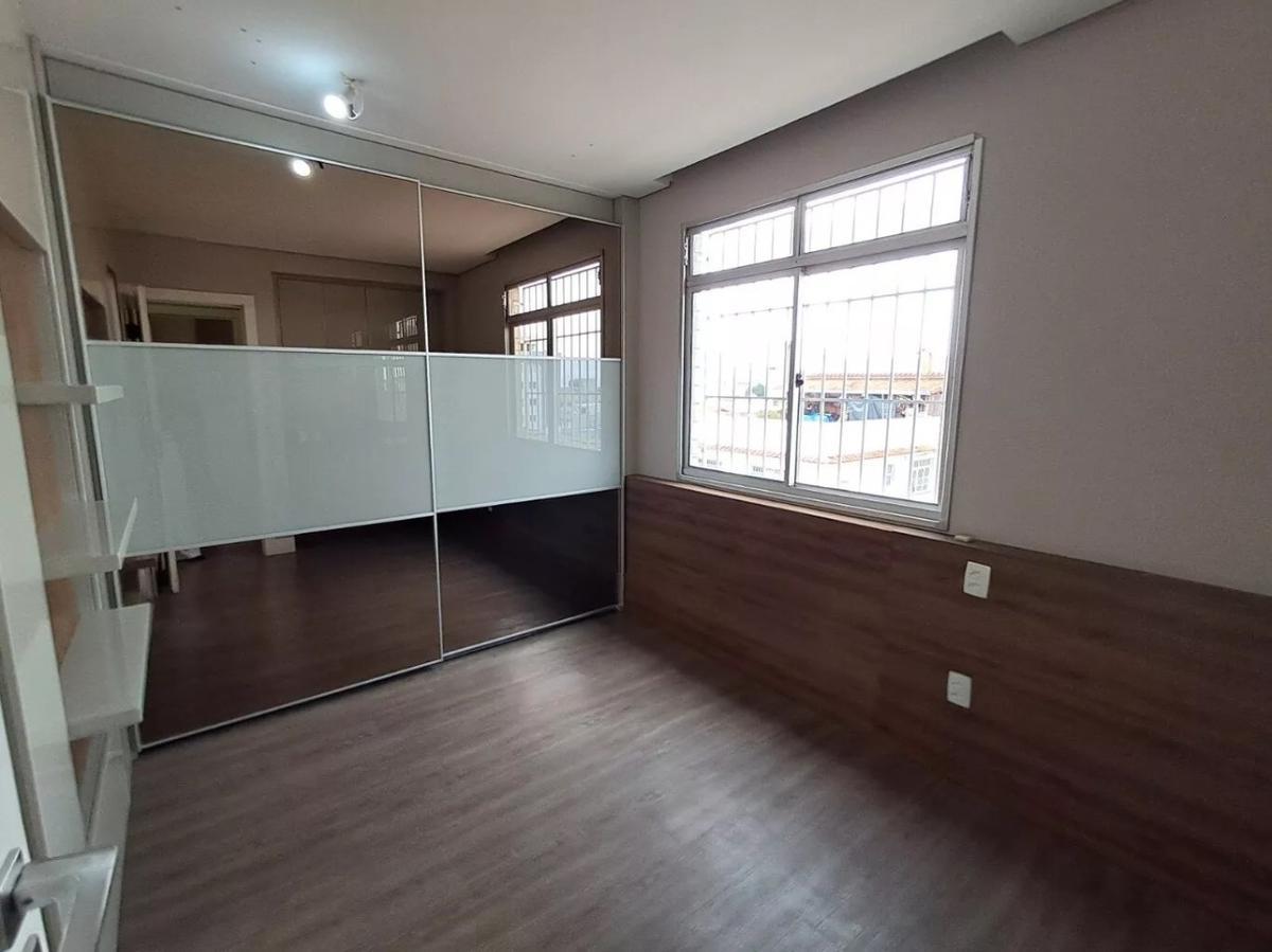 Apartamento, Sagrada Família, 4 Quartos, 2 Vagas, 1 Suíte