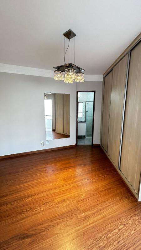 Cobertura, Castelo, 5 Quartos, 2 Vagas, 1 Suíte