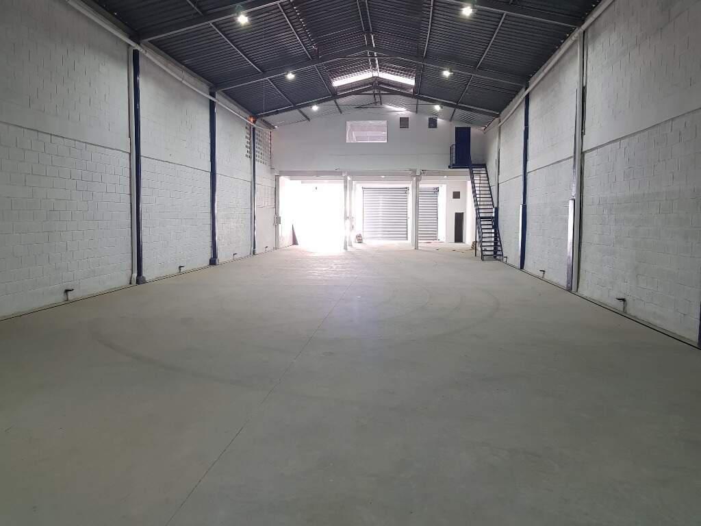 Galpão, Nova Granada