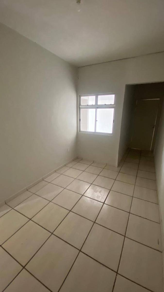 Apartamento, Santa Cruz, 2 Quartos, 0 Vaga