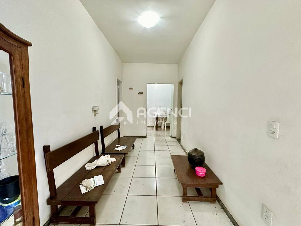 Casa, Camargos, 2 Quartos, 0 Vaga, 1 Suíte