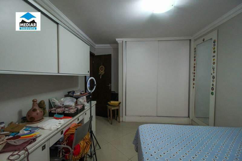 Apartamento, Luxemburgo, 4 Quartos, 2 Vagas, 2 Suítes