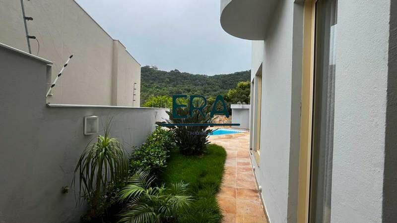 Casa, Paquetá, 4 Quartos, 5 Vagas, 2 Suítes
