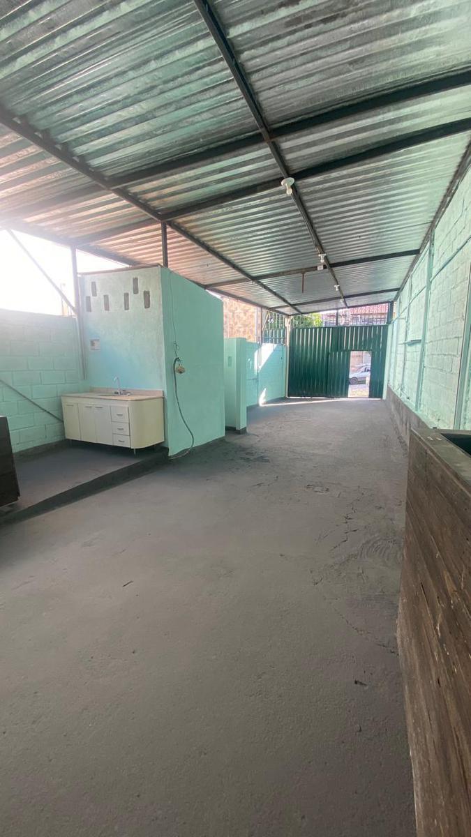 Galpão, Novo Horizonte, 0 Quarto, 0 Vaga