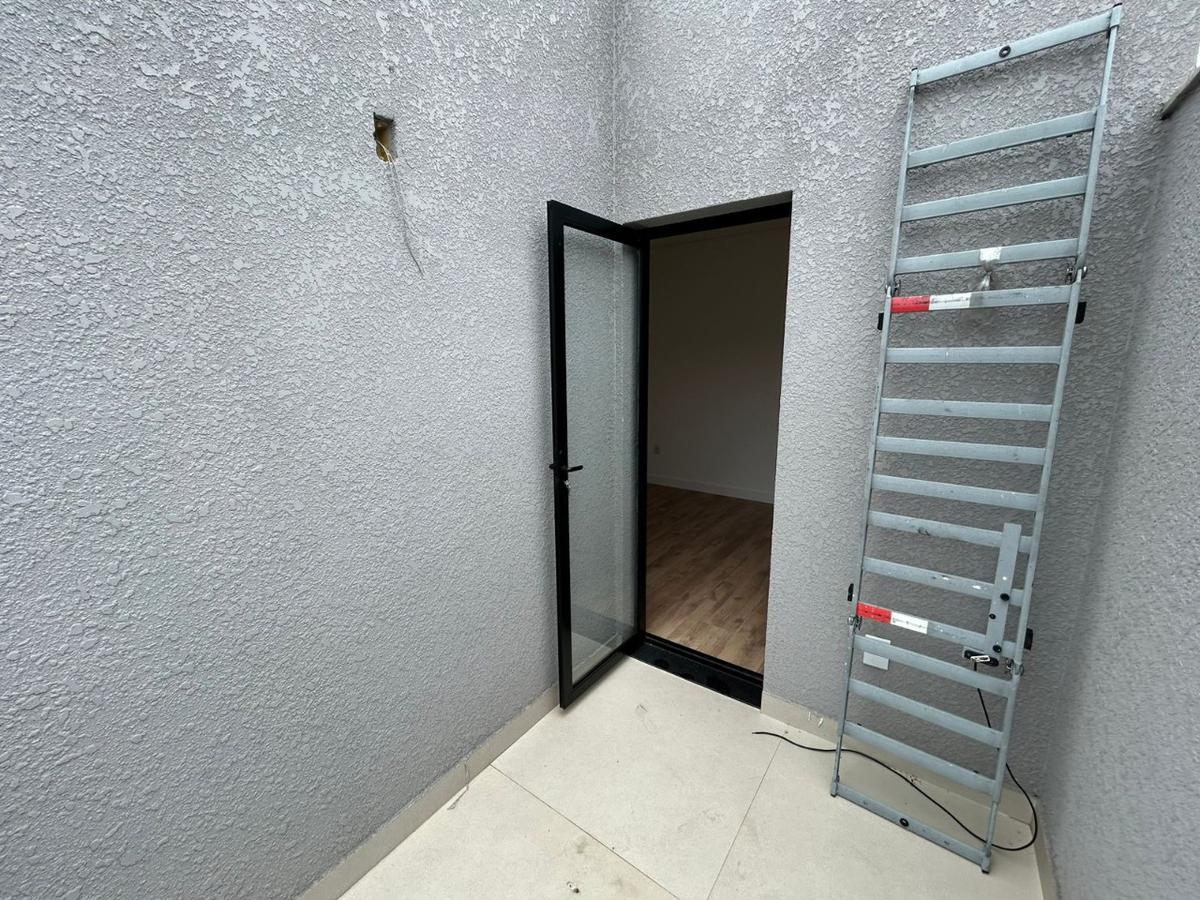 Casa, Fonte Grande, 3 Quartos, 2 Vagas, 1 Suíte