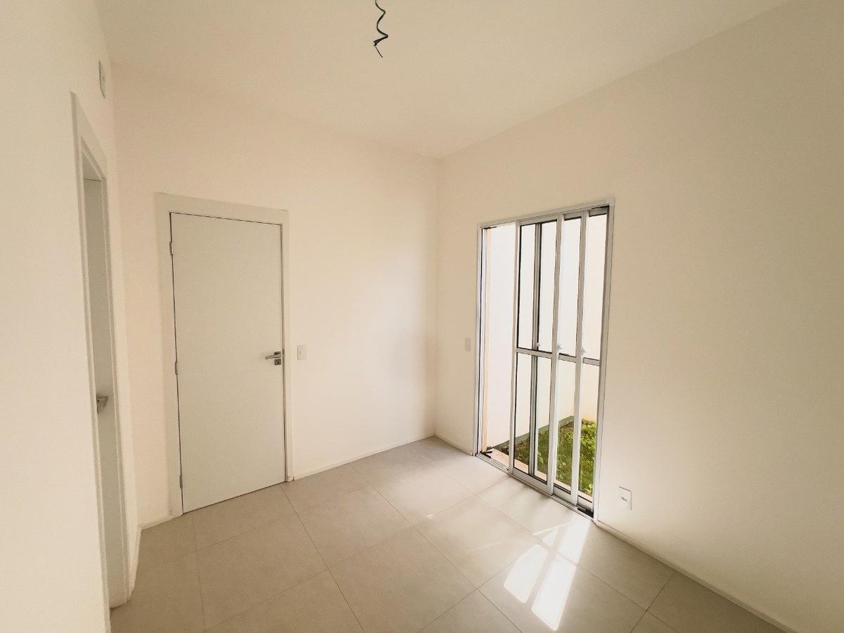 Casa, Pau Pombo, 3 Quartos, 2 Vagas, 1 Suíte