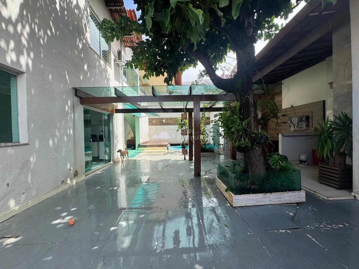 Casa, Nova Vista, 5 Quartos, 6 Vagas, 4 Suítes