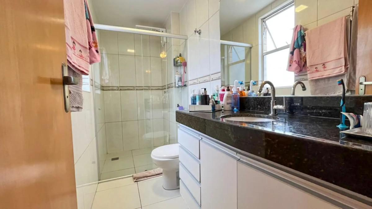 Apartamento, Castelo, 3 Quartos, 2 Vagas, 1 Suíte