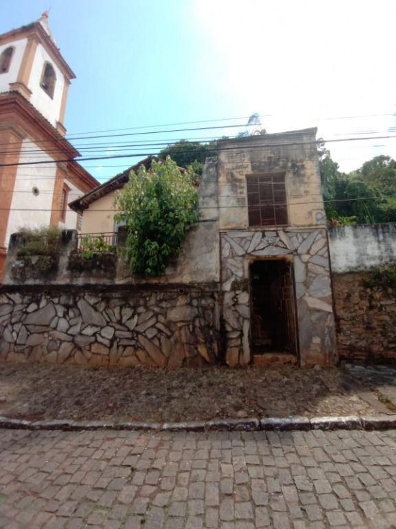 Casa, Centro, 3 Quartos, 0 Vaga