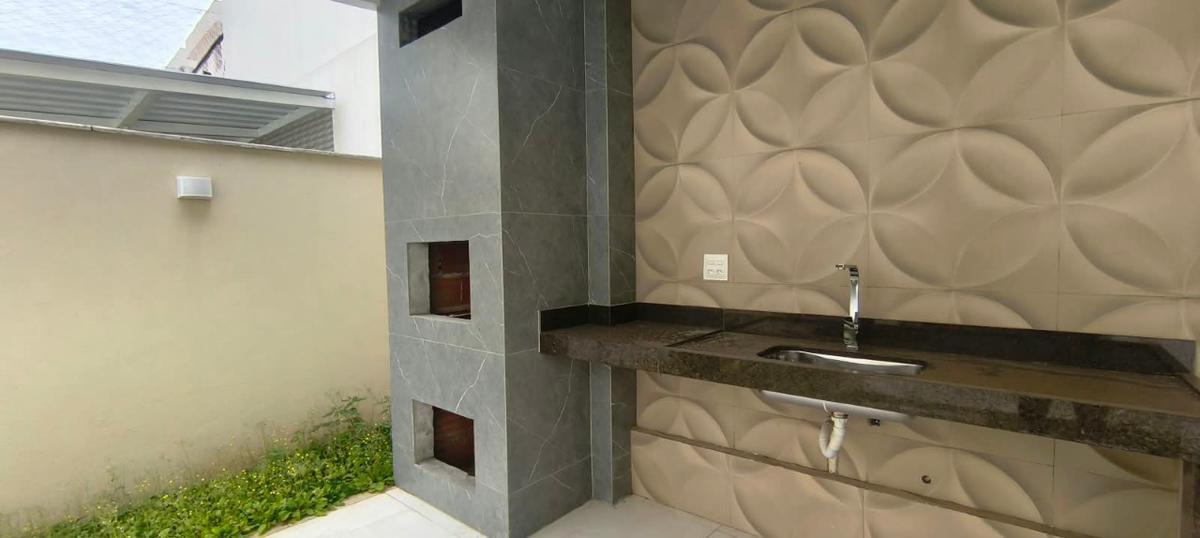 Casa, Nova Floresta, 4 Quartos, 3 Vagas, 2 Suítes