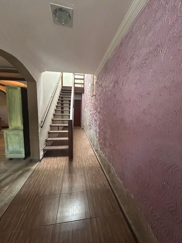 Casa, Nações Unidas, 5 Quartos, 0 Vaga, 4 Suítes