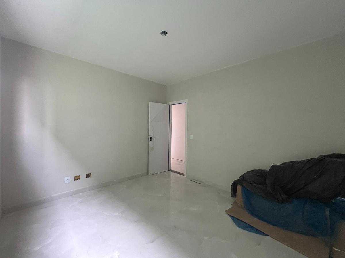 Cobertura, Santa Cruz Industrial, 4 Quartos, 4 Vagas, 1 Suíte