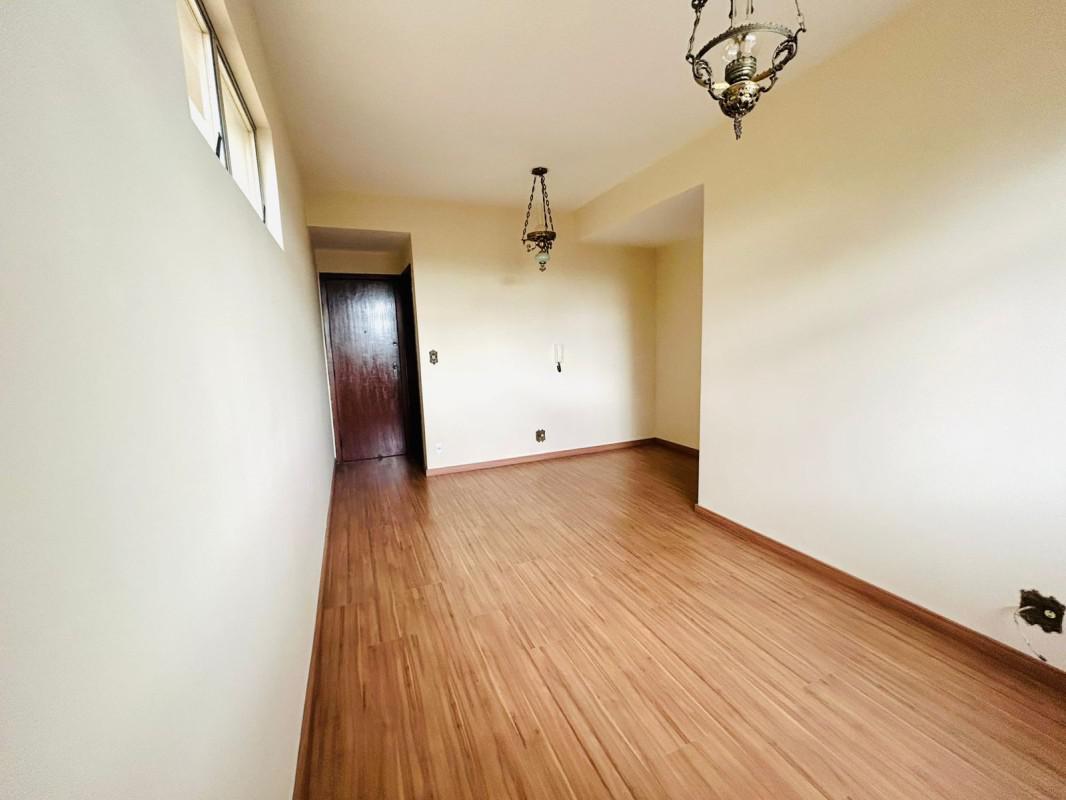 Apartamento, Sagrada Família, 3 Quartos, 1 Vaga, 1 Suíte