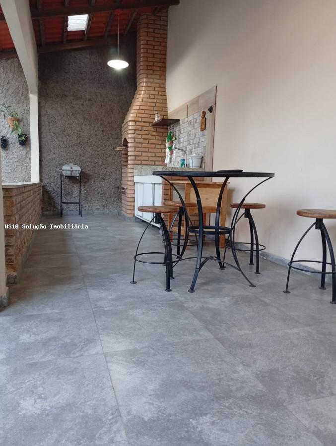 Casa, Industrial São Luiz, 3 Quartos, 3 Vagas, 1 Suíte