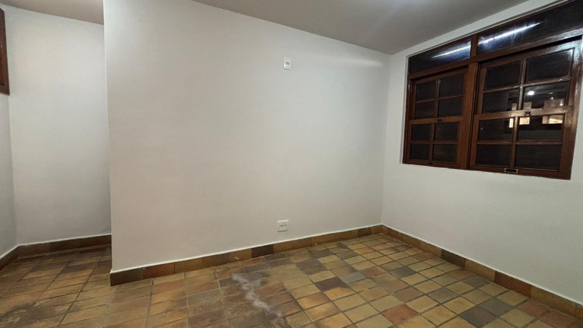 Casa Comercial, Santa Teresa, 8 Quartos, 6 Vagas, 2 Suítes