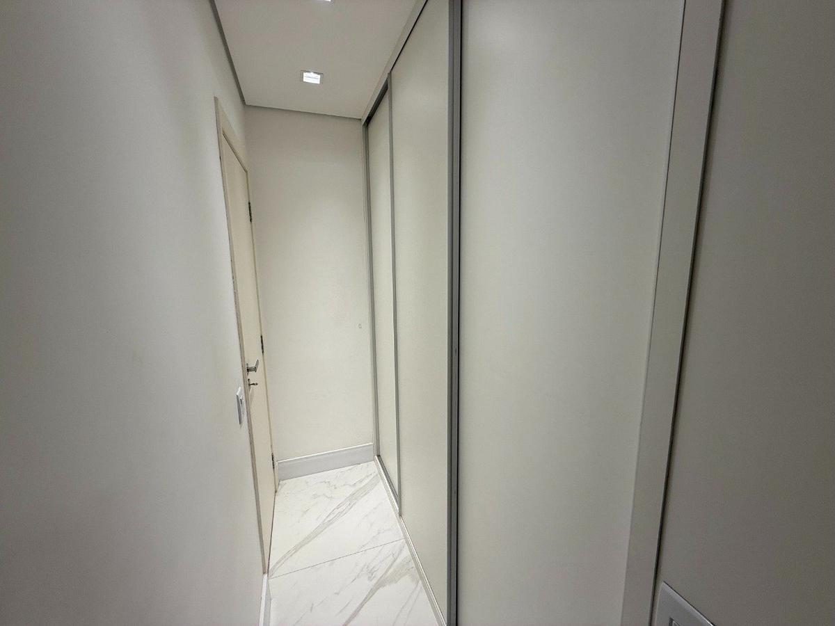 Apartamento, São José, 4 Quartos, 2 Vagas, 1 Suíte