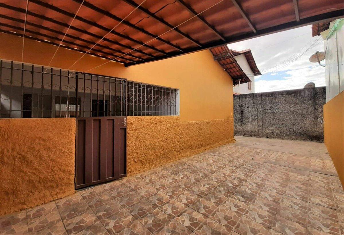 Casa, Frimisa, 3 Quartos, 3 Vagas, 1 Suíte
