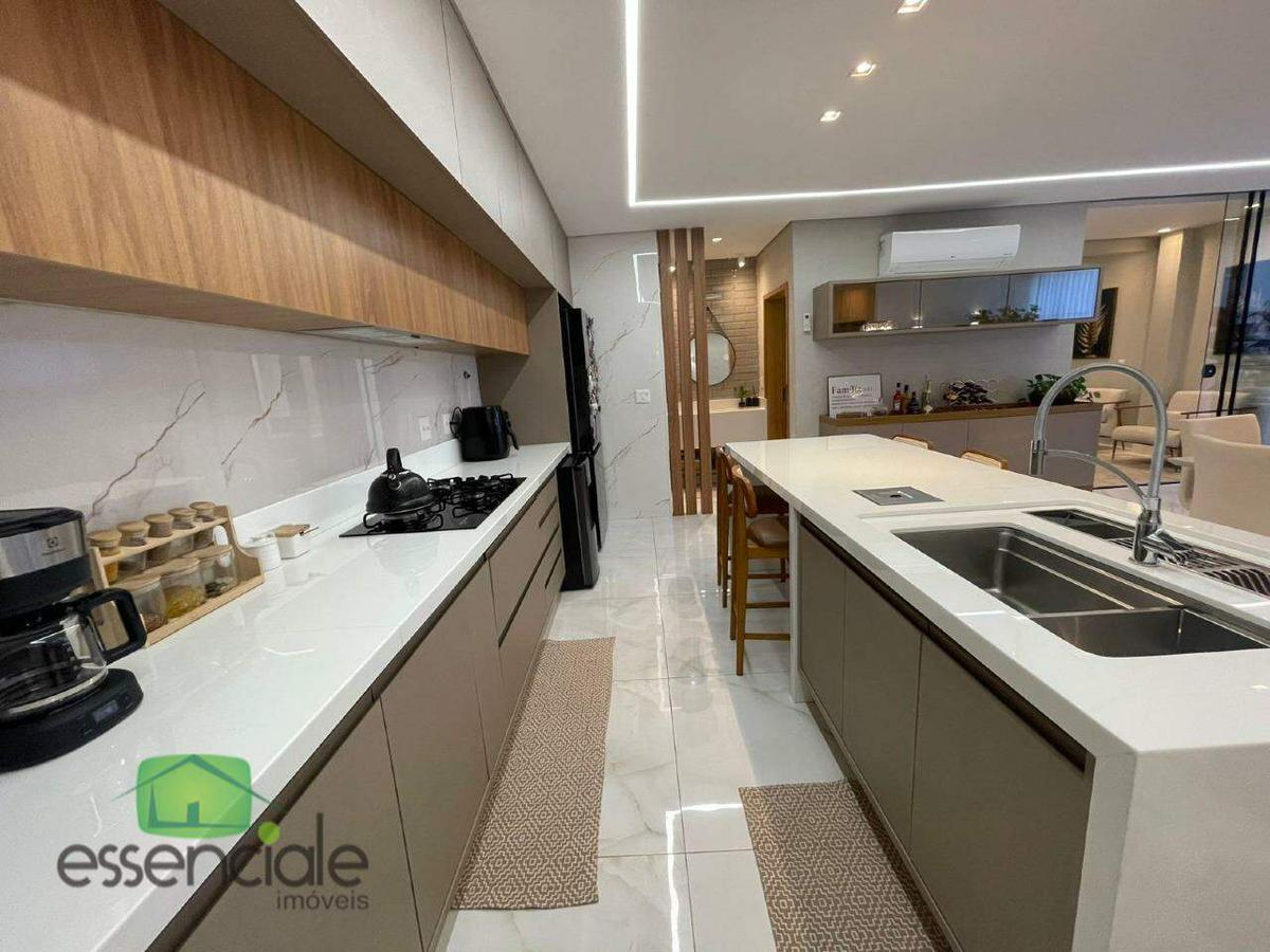 Apartamento, Centro, 3 Quartos, 4 Vagas, 1 Suíte