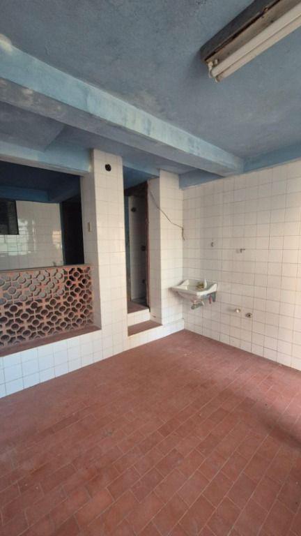 Casa, Centro, 1 Quarto, 0 Vaga