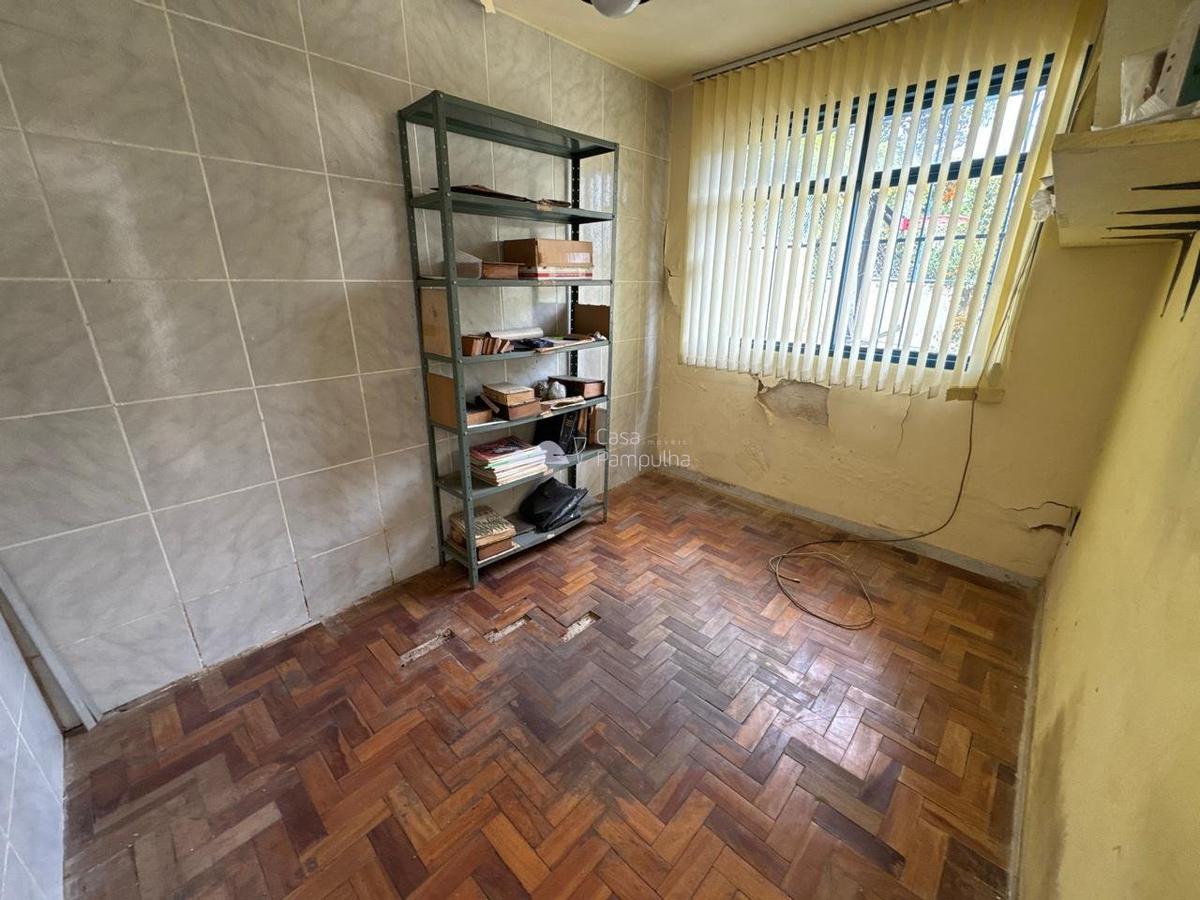Casa, Santa Branca, 3 Quartos, 4 Vagas, 1 Suíte