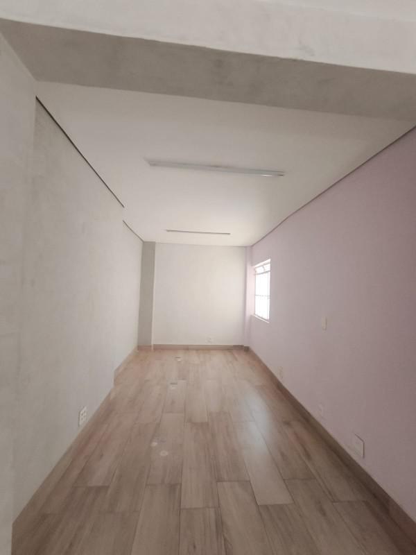 Casa, Santa Efigênia, 3 Quartos, 0 Vaga