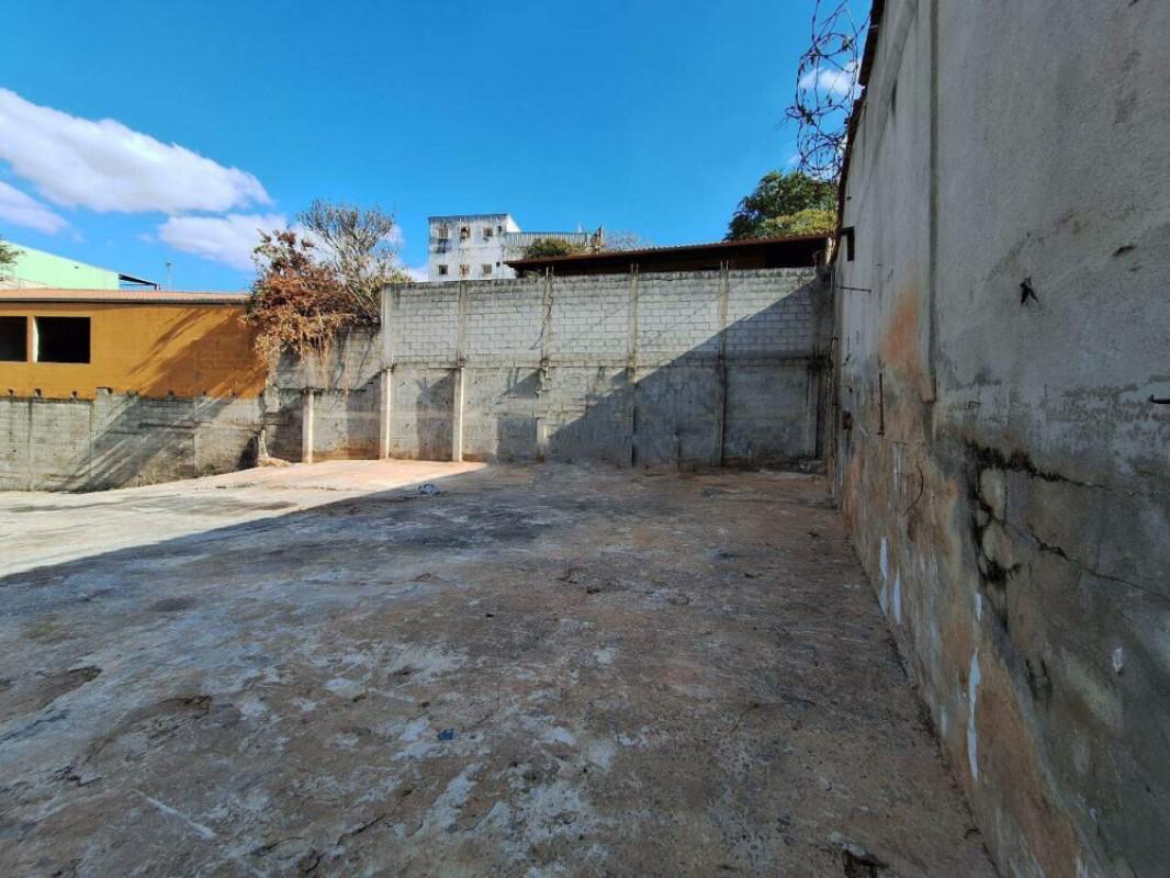 Lote, Jardim Filadélfia, 0 Quarto, 0 Vaga