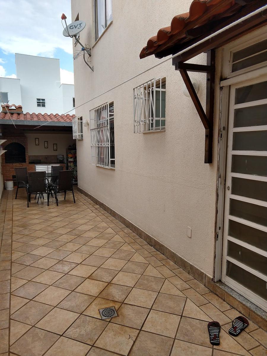 Apartamento, Sagrada Família, 3 Quartos, 2 Vagas, 1 Suíte