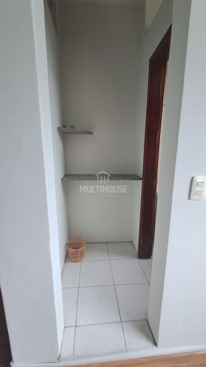 Sala, Barro Preto, 0 Quarto, 0 Vaga