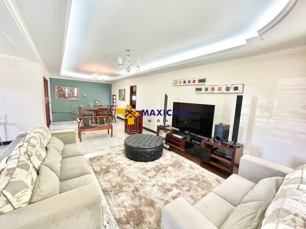 Casa, São Luiz (pampulha), 4 Quartos, 3 Vagas, 2 Suítes