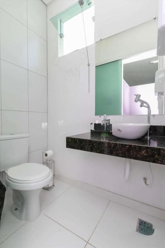 Prédio, Floresta, 0 Quarto, 0 Vaga