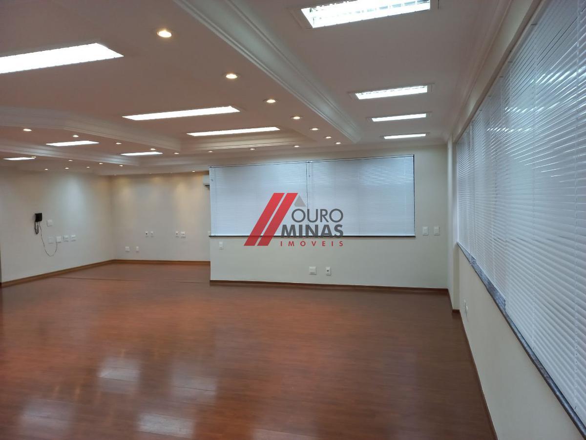 Sala, Santa Efigênia, 3 Vagas