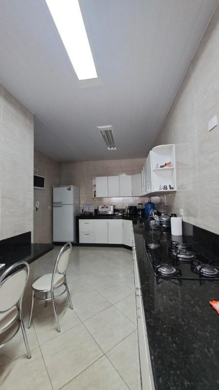 Casa, Barreiro, 3 Quartos, 4 Vagas, 1 Suíte