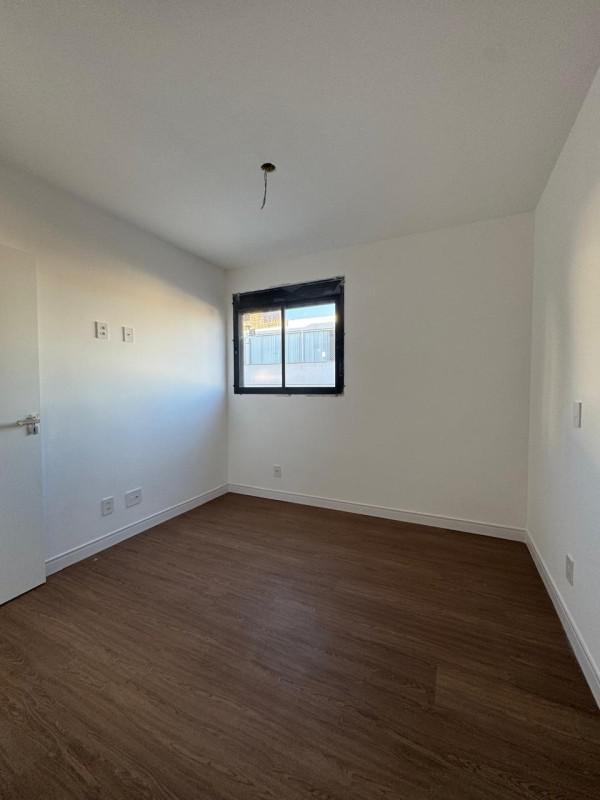 Apartamento, Sagrada Família, 3 Quartos, 2 Vagas, 1 Suíte