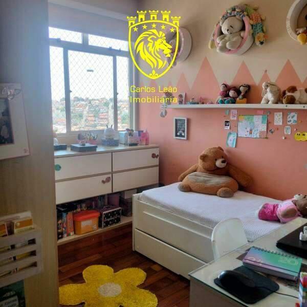 Cobertura, Santa Cruz, 3 Quartos, 2 Vagas, 1 Suíte